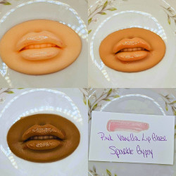 Pink Vanilla Lip Glaze